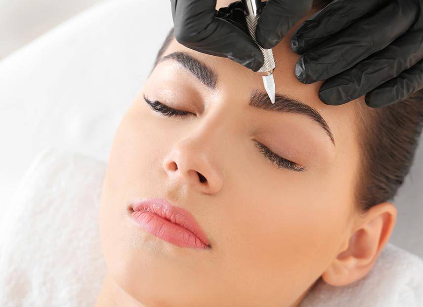 Apakah microblading menyakitkan?